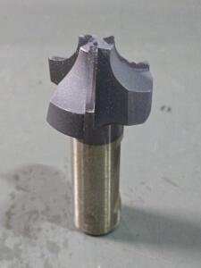 DESCRIPTION: (1) CARBIDE TIPPED CORNER ROUNDING END MILL BRAND/MODEL: AB TOOLS CR3-500A SIZE: 1/2" RAD RETAIL$: $422.00 QTY: 1