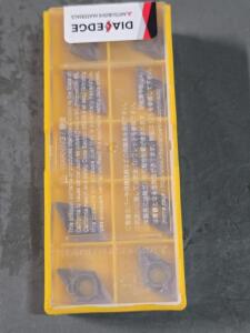 DESCRIPTION: (30) CARBIDE TURNING INSERTS BRAND/MODEL: NITSUBISHI DCGT11T308-MJ VP10RT RETAIL$: $479.10 QTY: 30