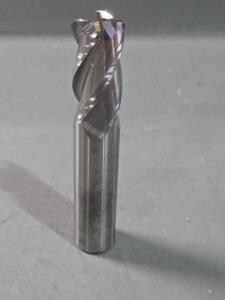 DESCRIPTION: (2) SOLID CARBIDE SQ END MILL BRAND/MODEL: GARR TOOL 13310 SIZE: 1/2" DIA .050 RAD RETAIL$: $262.35 QTY: 2