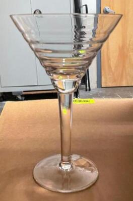 (12) 9 OZ MARTINI GLASSES