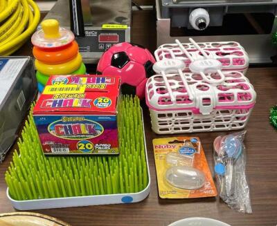 LARGE ASSORTMENT OF KIDS MATERIALS AND TOYS