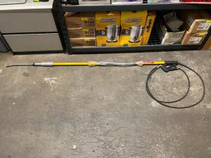 4000 PSI LONG HANDLE PRESSURE WASHER WAND.