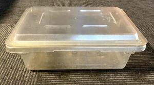 (9) CAMBRO 4 3/4 GALLON PLASTIC CONTAINER W/ LIDS