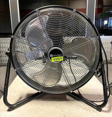 DESCRIPTION: 20" SHROUD FLOOR FAN-BLACK BRAND/MODEL: UTILITECH LOCATION: DINING AREA QTY: 1