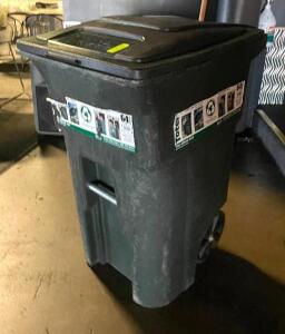 64-GALLON 2-WHEEL TRASH BIN