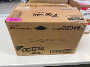 (1) BOX OF OREO MEDIUM COOKIE PIECES.