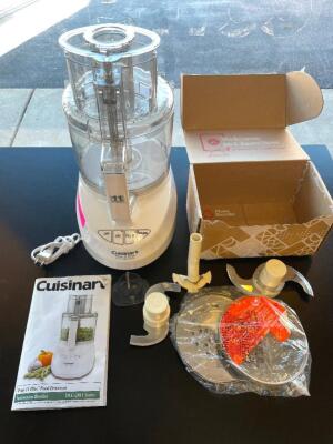 CUISINART PREP 11 PLUS FOOD PROCESSOR.