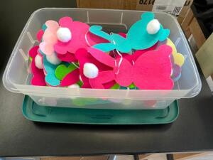 EASTER DECOR WITH PLASTIC CONTAINER